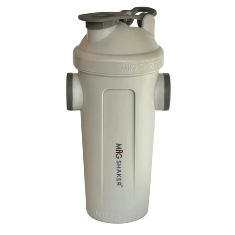 Mag Shaker magnetic shaker bottle in Cream